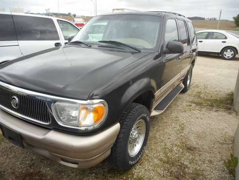 2000 Mercury Mountaineer 4dr 4x4 - cars & trucks - by dealer -... for sale in Eyota, MN