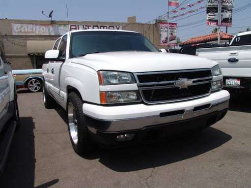 2006 CHEVROLET SILVERADO - - by dealer - vehicle for sale in South El Monte, CA