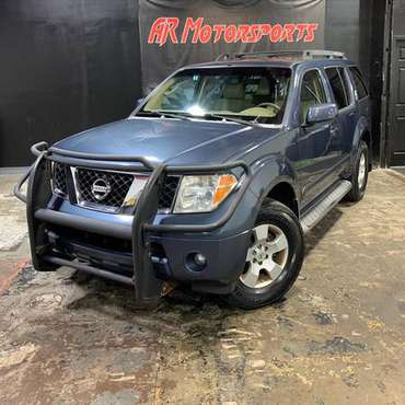 2006 Nissan Pathfinder 99k Miles!! Seats 7 - cars & trucks - by... for sale in Brightwaters, NY