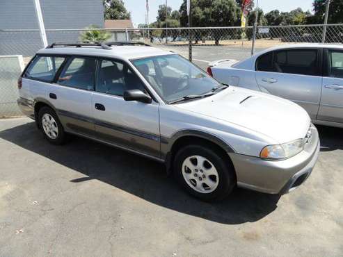 1999 SUBARU LEGACY OUTBACK WAGON ! ALL WHEEL DRIVE ! for sale in Gridley, CA
