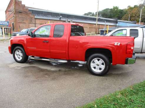 2007 Chevy Silverado 1500 New Body Style Ext. Cab LTZ (4WD) Sharp! for sale in Dubuque, IA
