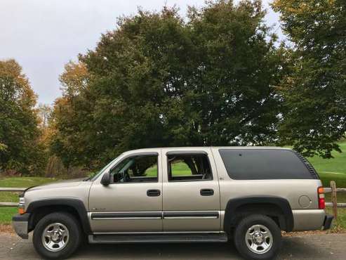2001 Chevy Chevrolet Suburban 1500 LT RWD 9 Passenger - cars &... for sale in Go Motors Buyers' Choice 2020 Top Mechan, CT