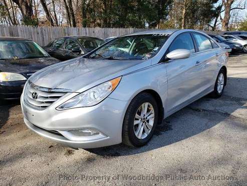 2013 *Hyundai* *Sonata* *GLS* Silver - cars & trucks - by dealer -... for sale in Woodbridge, District Of Columbia