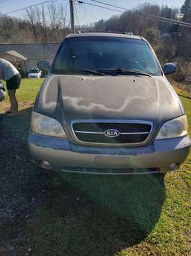 2005 Kia Sedona - cars & trucks - by owner - vehicle automotive sale for sale in Weaverville, NC