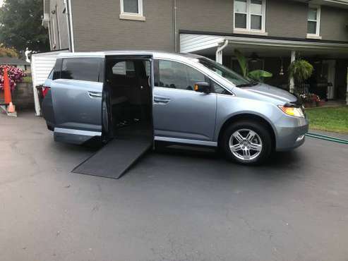 Honda Odessey Mobility - cars & trucks - by owner - vehicle... for sale in Lexington, KY