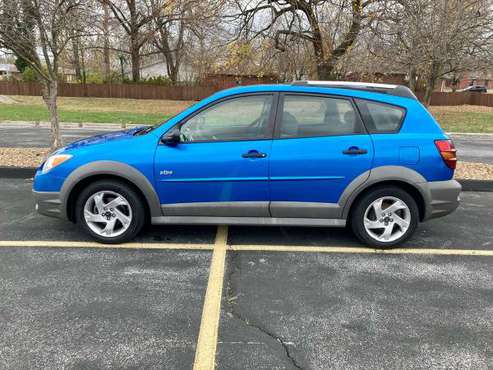 2008 Pontiac Vibe Wagon (Matrix) 4cylinder Automatic - cars & trucks... for sale in Springfield, MO