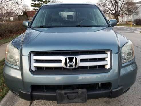 2006 HONDA PILOT EX - cars & trucks - by owner - vehicle automotive... for sale in Melrose Park, IL