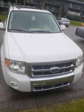 2009 ford Escape - cars & trucks - by owner - vehicle automotive sale for sale in North Versailles, PA