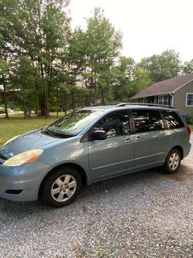 2006 Toyota Sienna - cars & trucks - by owner - vehicle automotive... for sale in Concord, VA