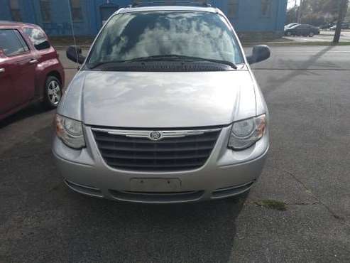 CHRYSLER TOWN & COUNTRY for sale in Hamilton, OH