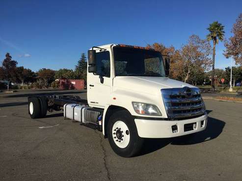 2013 HINO NON-CDL CAB & CHASSIS CARB COMPLIANT **READY FOR 26'... for sale in Fairfield, AZ