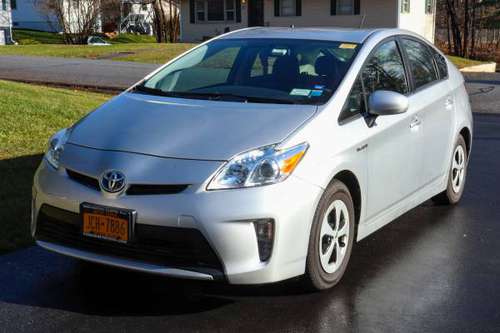 2014 Toyota Prius Hybrid - cars & trucks - by owner - vehicle... for sale in NEW YORK, NY