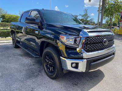 2018 Toyota Tundra Sr5 crewmax 4 door pickup truck - cars & trucks -... for sale in Hialeah, FL