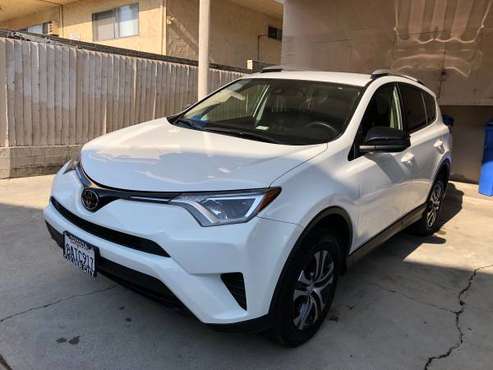 2018 TOYOTA RAV4 *CLEAN - cars & trucks - by owner - vehicle... for sale in Los Angeles, CA