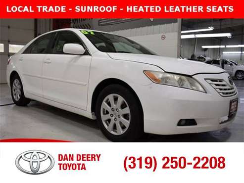 2007 Toyota Camry XLE Super White - - by dealer for sale in Cedar Falls, IA