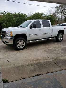 2013 Chevrolet 2500HD crew cab 4x4 - cars & trucks - by owner -... for sale in Ventress, LA