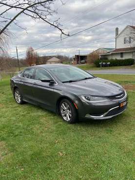 2015 Chrysler 200 Limited - cars & trucks - by owner - vehicle... for sale in Greencastle, PA