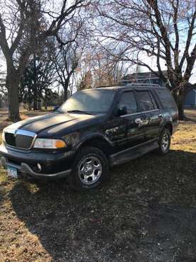 SUV Lincoln navigator - cars & trucks - by owner - vehicle... for sale in Owatonna, MN