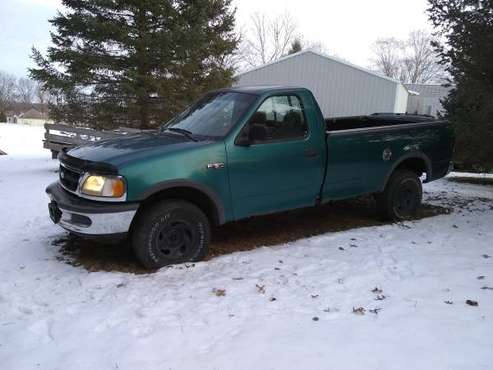 1997 Ford 150XL 4 6 Tritan Motor for sale in South Bend, IN