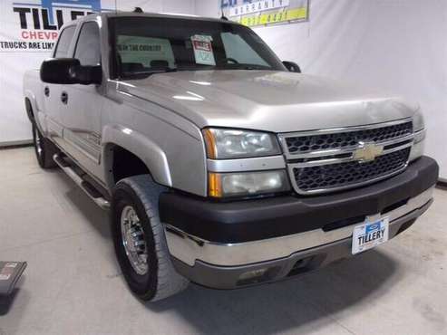 2005 Chevrolet Chevy Silverado 2500HD LS - cars & trucks - by dealer... for sale in Moriarty, NM