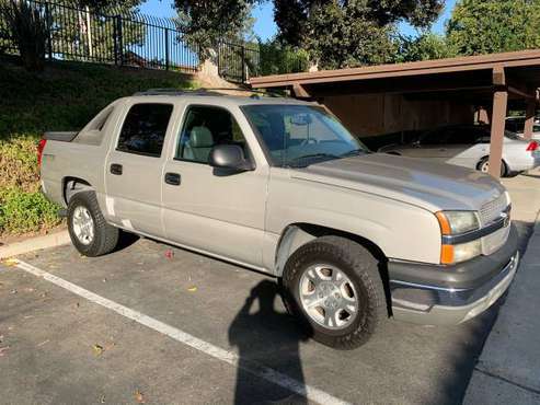 2004 Chevy Avalanche for sale in Placentia, CA