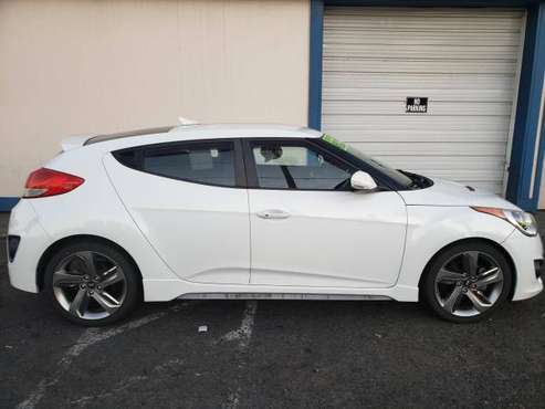 TOTALLY BAD A$$!~2013 Hyundai Veloster Turbo... Low... for sale in HAZEL DELL/VANCOUVER, OR