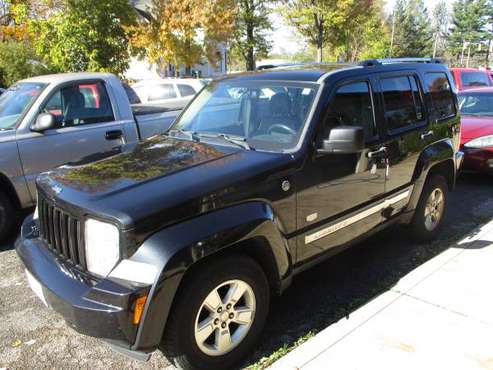 2011 JEEP LIBERTY AWD.BEAUTIFUL SUV - cars & trucks - by dealer -... for sale in North Ridgeville, OH