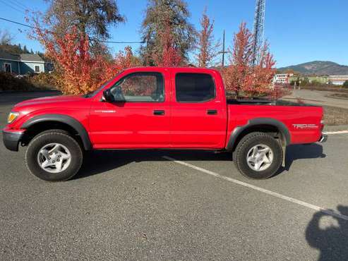 2004 Toyota Tacoma crew cab 4x4 - cars & trucks - by owner - vehicle... for sale in Willits, CA