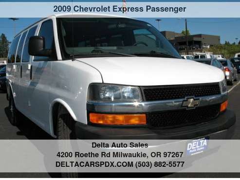 2009 Chevrolet Chevy Express 12 Passenger Van 3500 1Owner Service... for sale in Milwaukie, OR