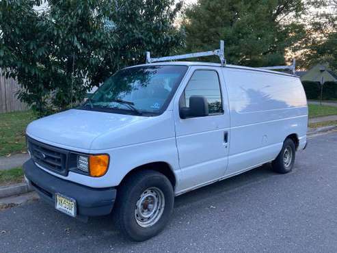 2003 Ford Econoline E-150 - cars & trucks - by owner - vehicle... for sale in Mount Holly, NJ