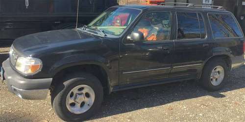 1999 FORD EXPLORER XLT, 4 Whl Drive, Starts, Runs, Drives. for sale in Derby, CT