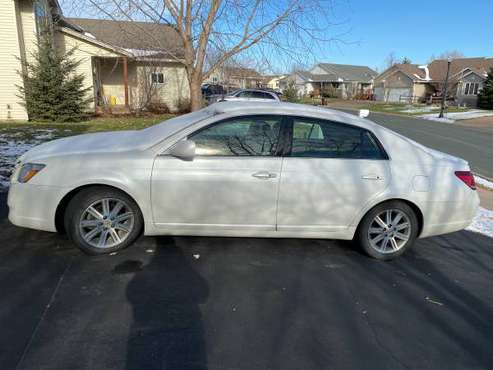 2007 Toyota Avalon - cars & trucks - by dealer - vehicle automotive... for sale in Montrose, MN