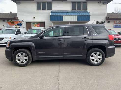 ★★★ 2016 GMC Terrain SLE / ONLY 23k Miles ★★★ for sale in Grand Forks, ND