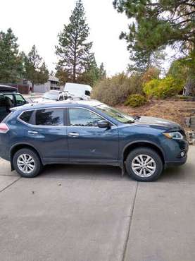 2015 Nissan Rogue SV AWD - cars & trucks - by owner - vehicle... for sale in Bend, OR