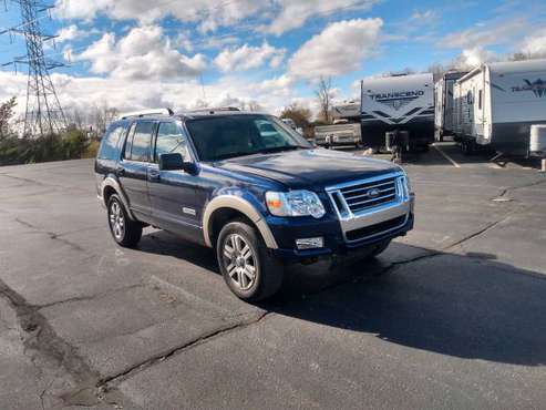 2007 Ford Explorer Eddie Bauer - cars & trucks - by owner - vehicle... for sale in Kenosha, WI