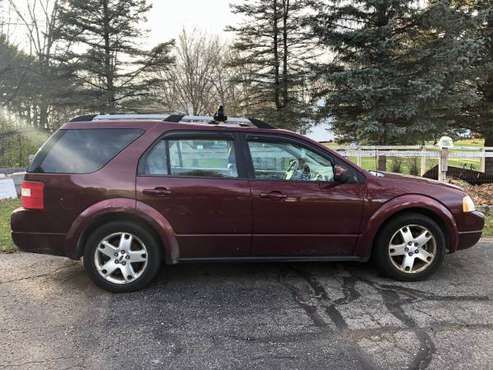 2007 Ford Freestyle Full-Sized Wagon for sale- Good Condition - cars... for sale in Brighton, MI