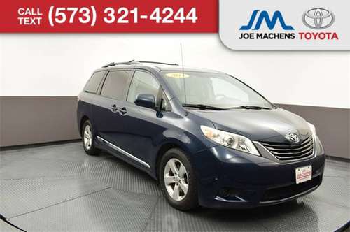 2011 Toyota Sienna LE for sale in Columbia, MO