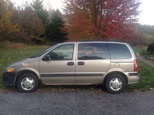 Chevy Venture 2002 for sale in mosinee, WI