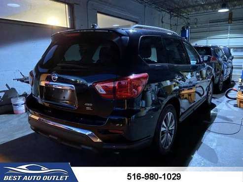 2019 Nissan Pathfinder 4x4 SL Wagon - cars & trucks - by dealer -... for sale in Floral Park, NY