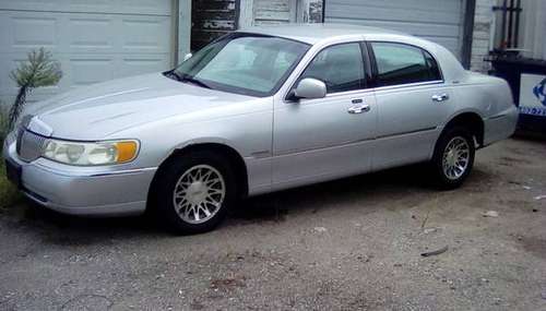 2001 Lincoln Towncar for sale in Wahoo, NE
