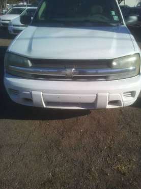 2007 Chevy Trailblazer ( $2995) LOW MILES - cars & trucks - by owner... for sale in Jackson, MS