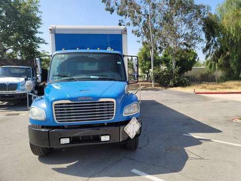 box truck 2012 freightliner 24ft box truck - - by for sale in West Covina, CA