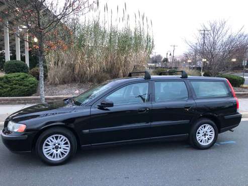 2004 Volvo V70 Wagon - cars & trucks - by owner - vehicle automotive... for sale in Morganville, NJ