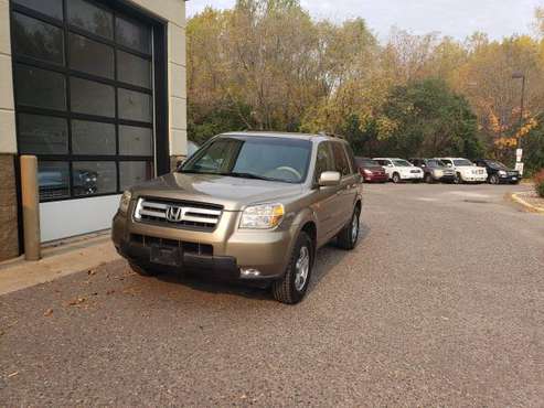 2008 HONDA PILOT EX-L AWD, 3rd row, 7 seater - cars & trucks - by... for sale in Maplewood, MN