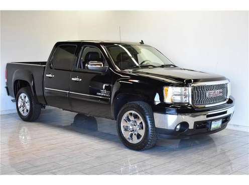2011 GMC Sierra 1500 Crew Cab 4WD AWD SLE Pickup 4D 5 3/4 ft Truck for sale in Escondido, CA