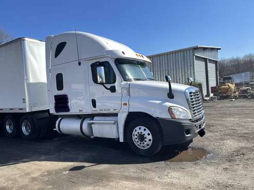 Freightliner Cascadia 2012 for sale in Parsippany, NJ