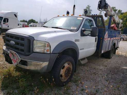 2005 FORD F550 4X4 TURBO DIESEL SERVICE BED CRANE 1 OWNER RIG NEW... for sale in Indianapolis, IN