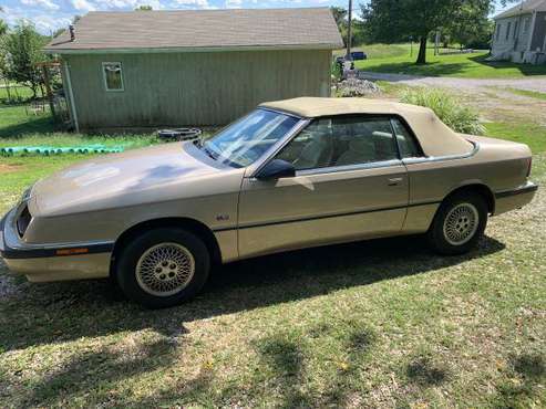 1990 Chrysler LeBaron for sale in Godfrey, MO