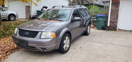 2005 Ford Freestyle Limited - cars & trucks - by owner - vehicle... for sale in Greendale, WI