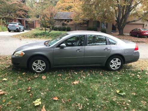 2006 Chevy Impala - cars & trucks - by owner - vehicle automotive sale for sale in URBANA, IL